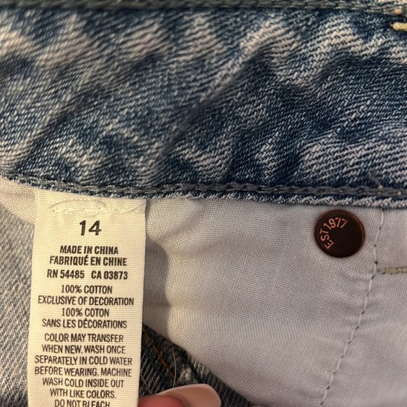 American Eagle jean shorts - Picture 4 of 4